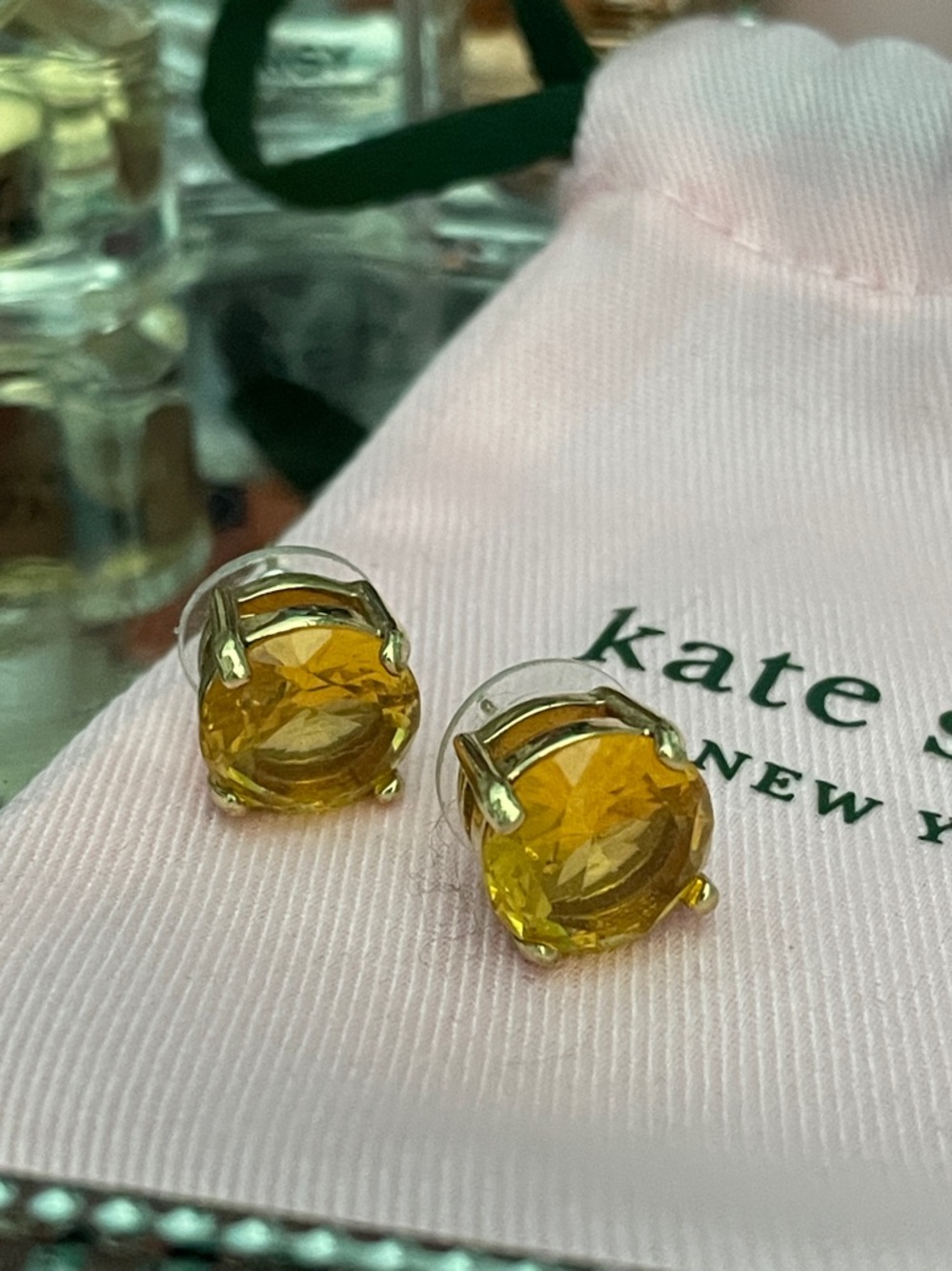 ✨Kate Spade ♠️ Yellow Gemstone Stud Earrings with Gold-Tone Setting✨Preloved